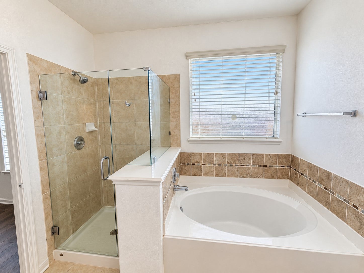 6327 Green Shoals Lane, Houston, TX 77066 6327 Green Shoals Lane, Houston, TX 77066