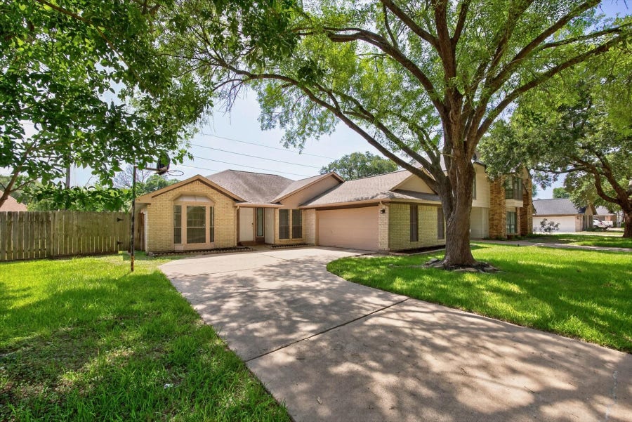 Property photo for 22927 Indian Ridge Drive, Katy, TX