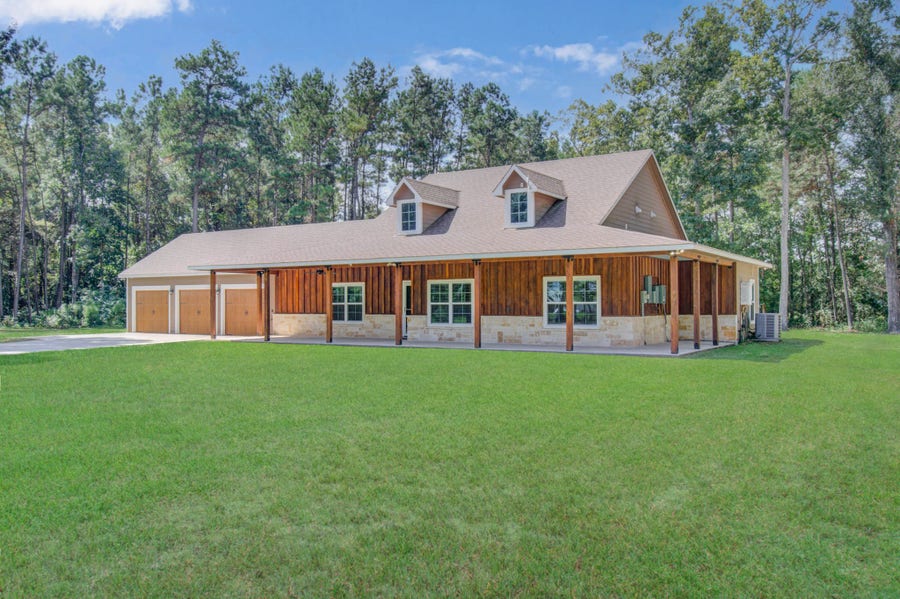 Property photo for 11445 Crossno Drive, Cleveland, TX