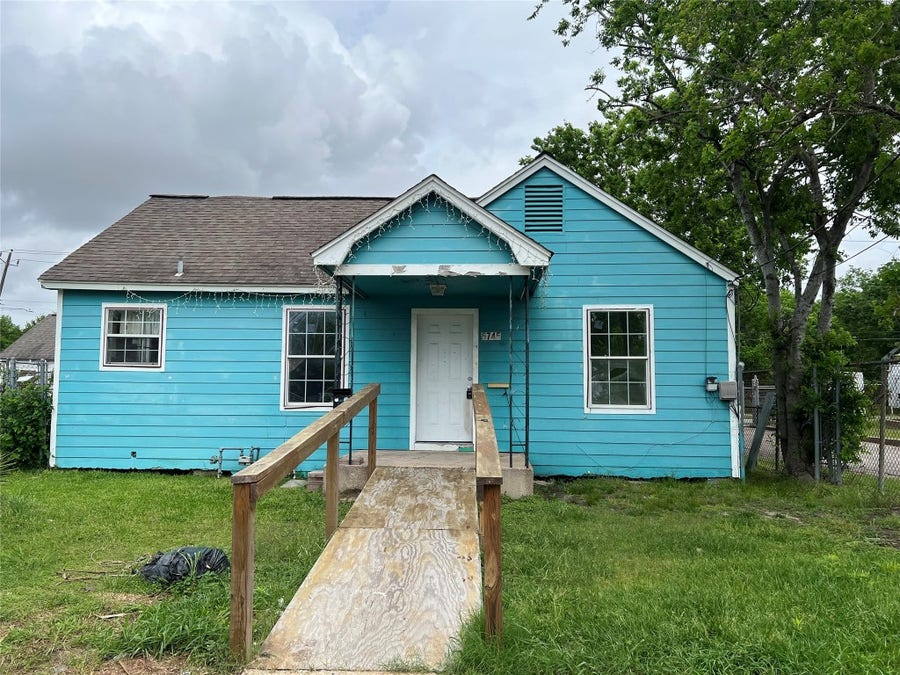 Property photo for 5745 Newport Street, Houston, TX