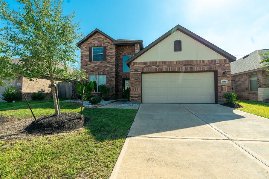 Property photo for 4919 Lenox Grove Lane, Fresno, TX