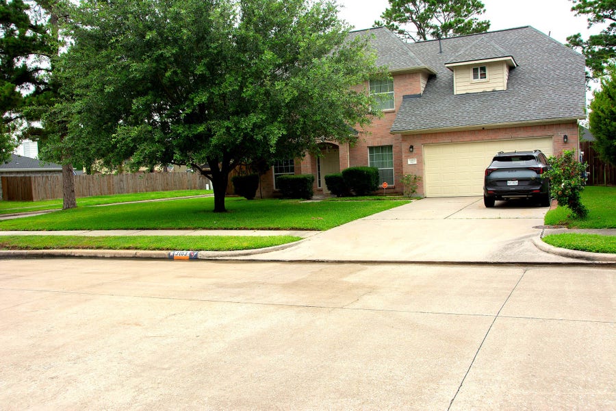 Property photo for 3103 Hummingbird Lane, Humble, TX
