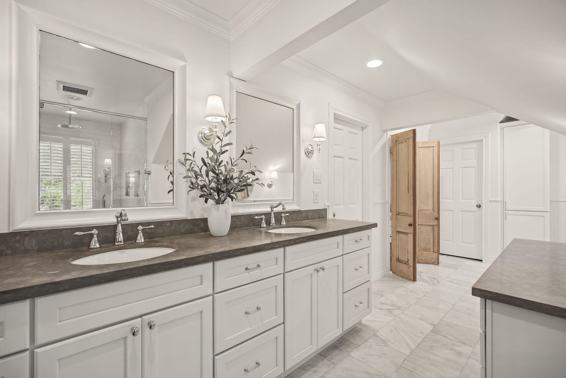 2415 Briarmead Drive, Houston, TX 77057 2415 Briarmead Drive, Houston, TX 77057