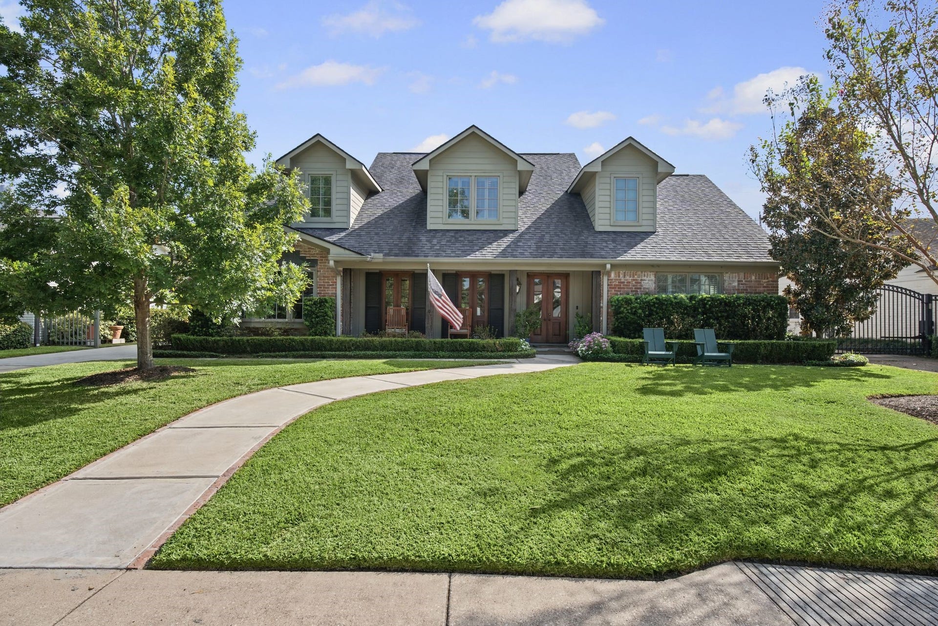 2415 Briarmead Drive, Houston, TX 77057 2415 Briarmead Drive, Houston, TX 77057