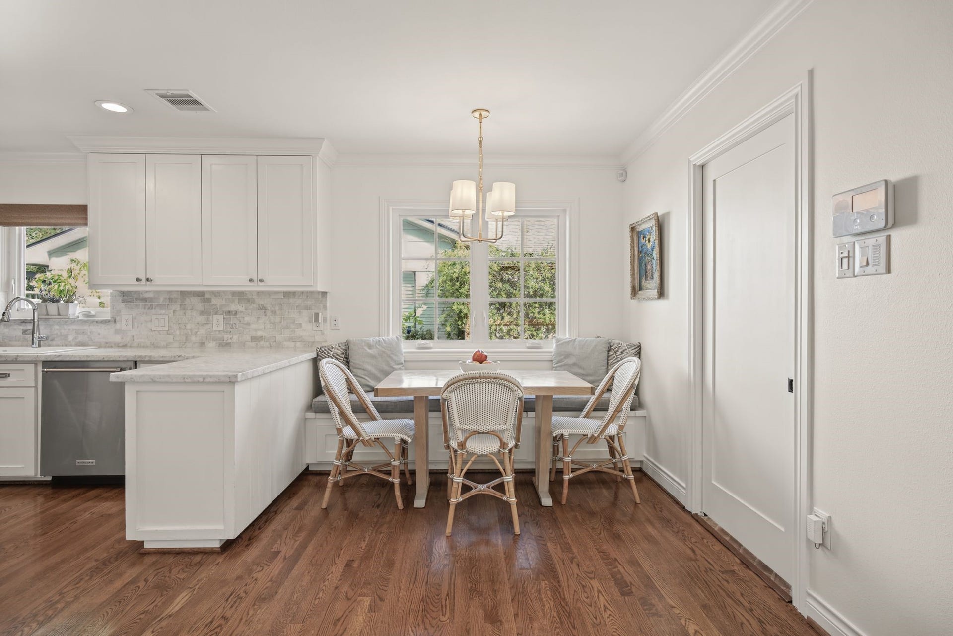 2415 Briarmead Drive, Houston, TX 77057 2415 Briarmead Drive, Houston, TX 77057