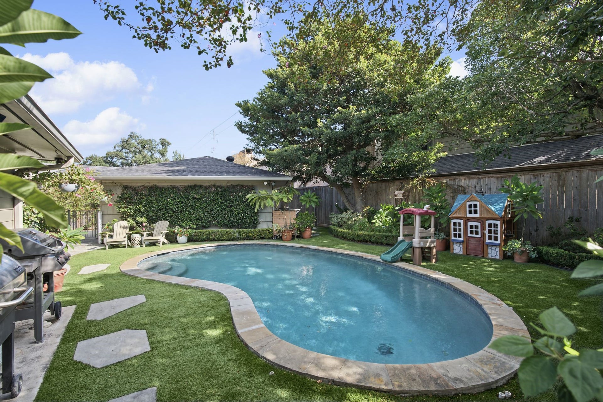 2415 Briarmead Drive, Houston, TX 77057 2415 Briarmead Drive, Houston, TX 77057