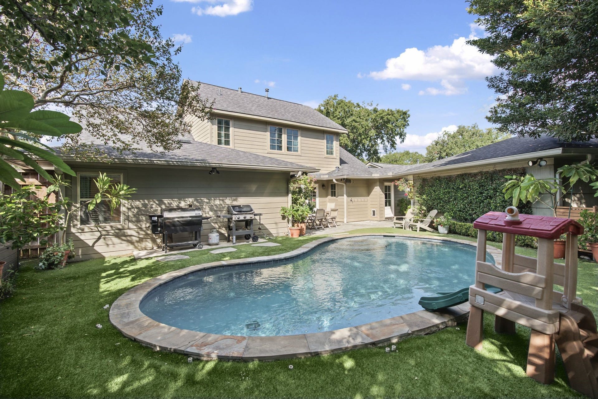 2415 Briarmead Drive, Houston, TX 77057 2415 Briarmead Drive, Houston, TX 77057