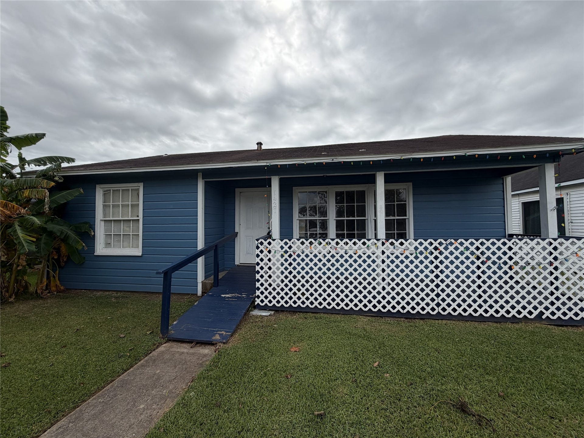 1427 W 6th Street, Freeport, TX 77541 1427 W 6th Street, Freeport, TX 77541