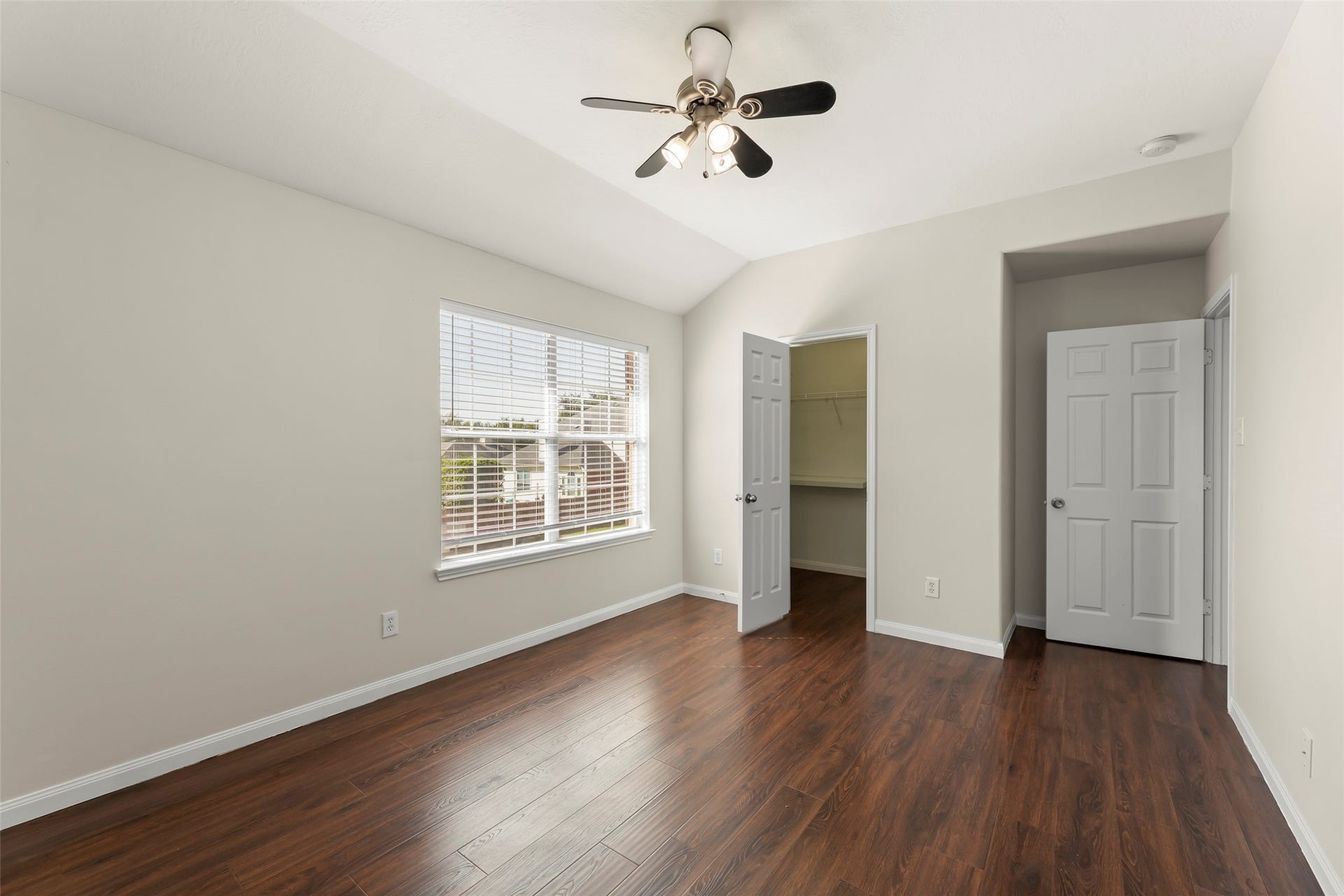 16410 Pademelon, Sugar Land, TX 77498 16410 Pademelon, Sugar Land, TX 77498