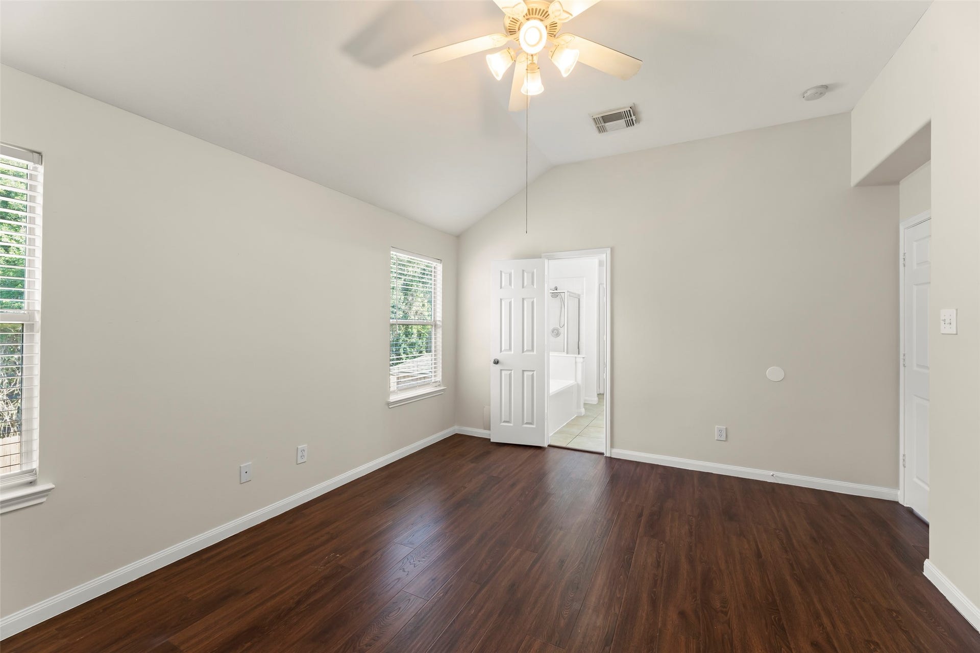 16410 Pademelon, Sugar Land, TX 77498 16410 Pademelon, Sugar Land, TX 77498