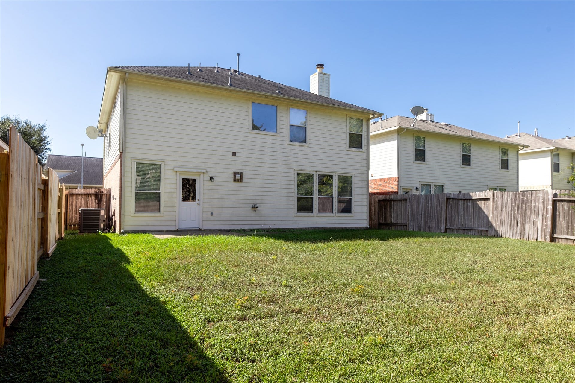 16410 Pademelon, Sugar Land, TX 77498 16410 Pademelon, Sugar Land, TX 77498