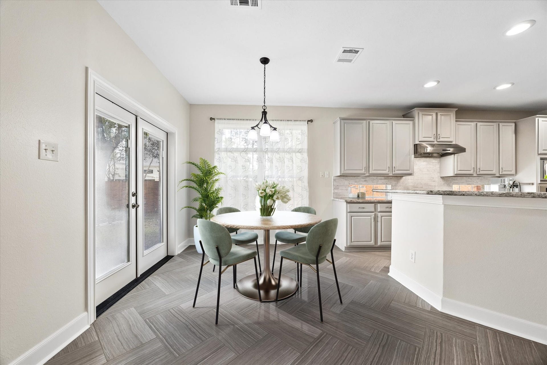 1502 Lakeside Enclave Drive, Houston, TX 77077 The Breakfast Room Virtually Staged.