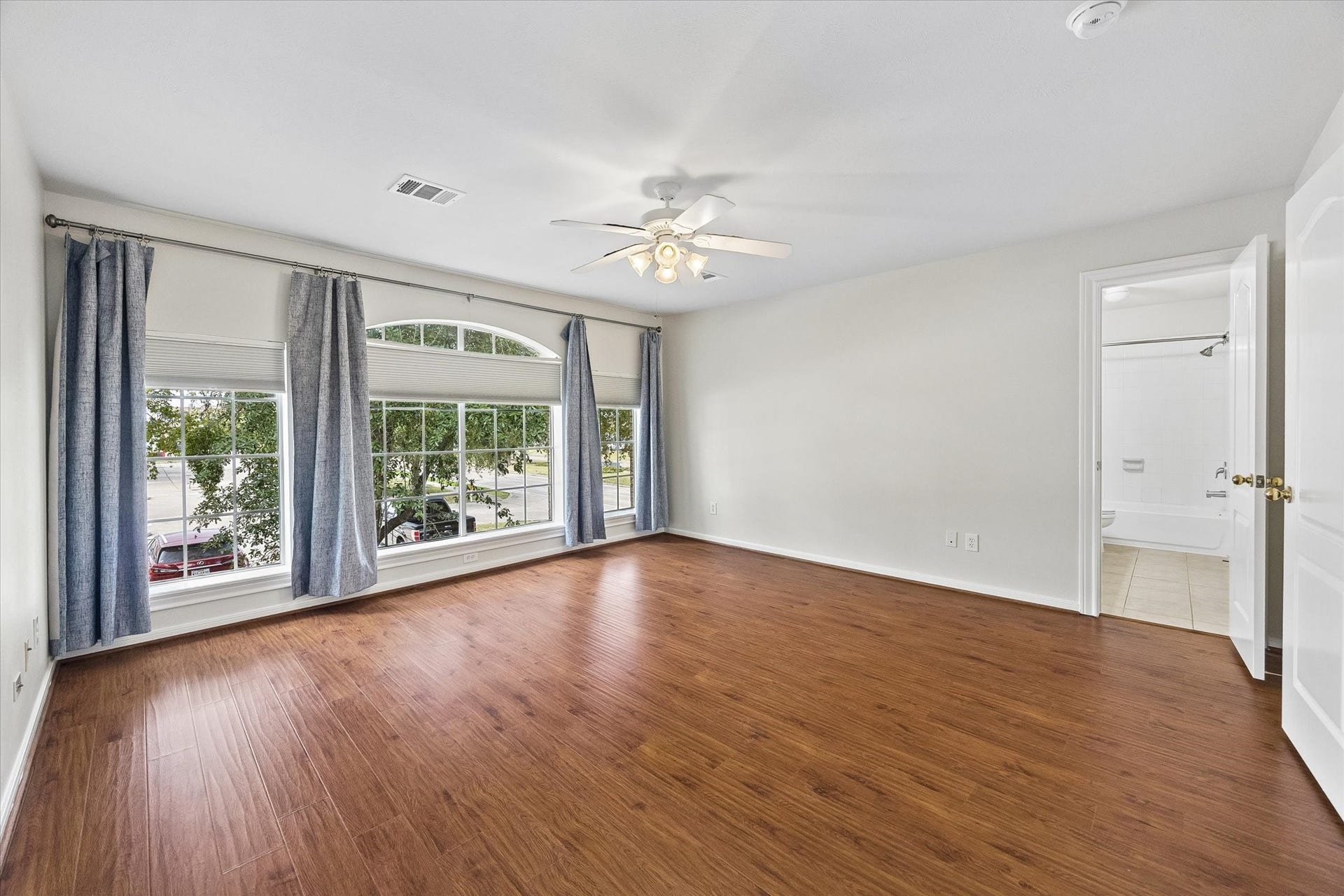 1502 Lakeside Enclave Drive, Houston, TX 77077 2nd floor Game Room or this room can be the 5th Bedroom.