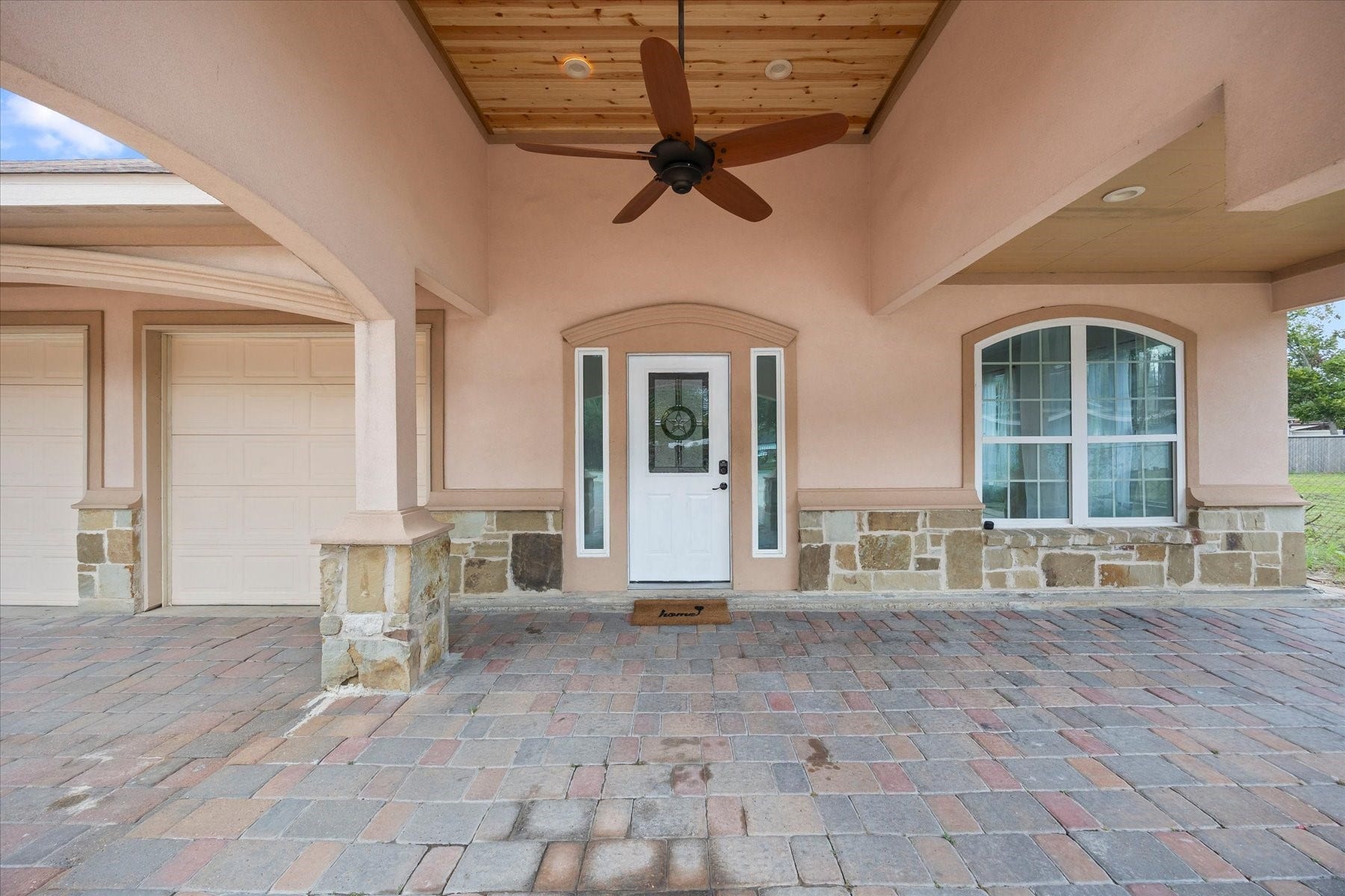 22214 Foxbend Drive, Katy, TX 77449 Covered Front Porch & Entrance