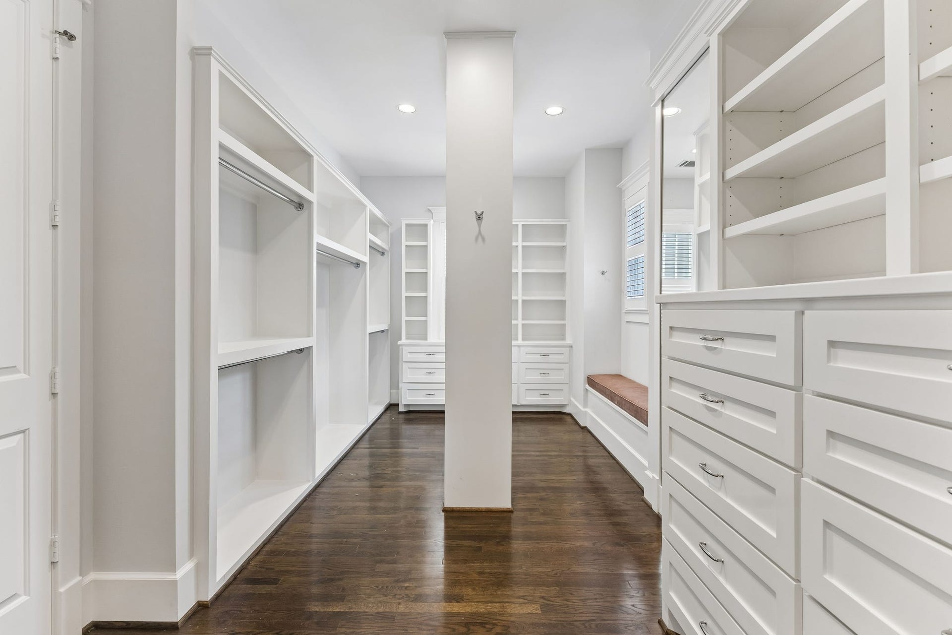 2016 Harvard Street, Houston, TX 77008 2016 Harvard Street, Houston, TX 77008