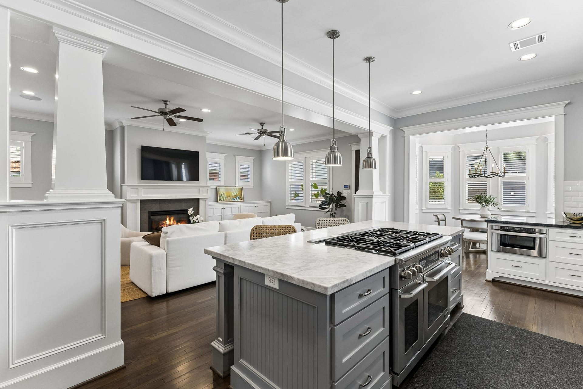 2016 Harvard Street, Houston, TX 77008 2016 Harvard Street, Houston, TX 77008