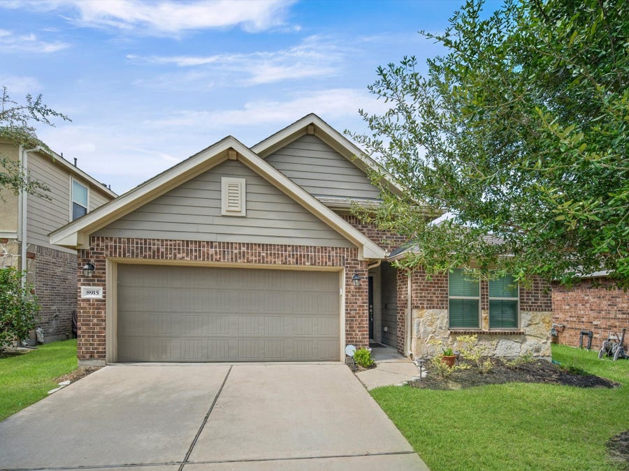 Property photo for 8915 English Manor Drive, Cypress, TX