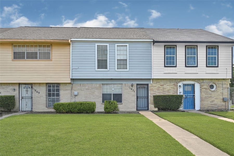 Property photo for 11871 Algonquin Drive, Houston, TX