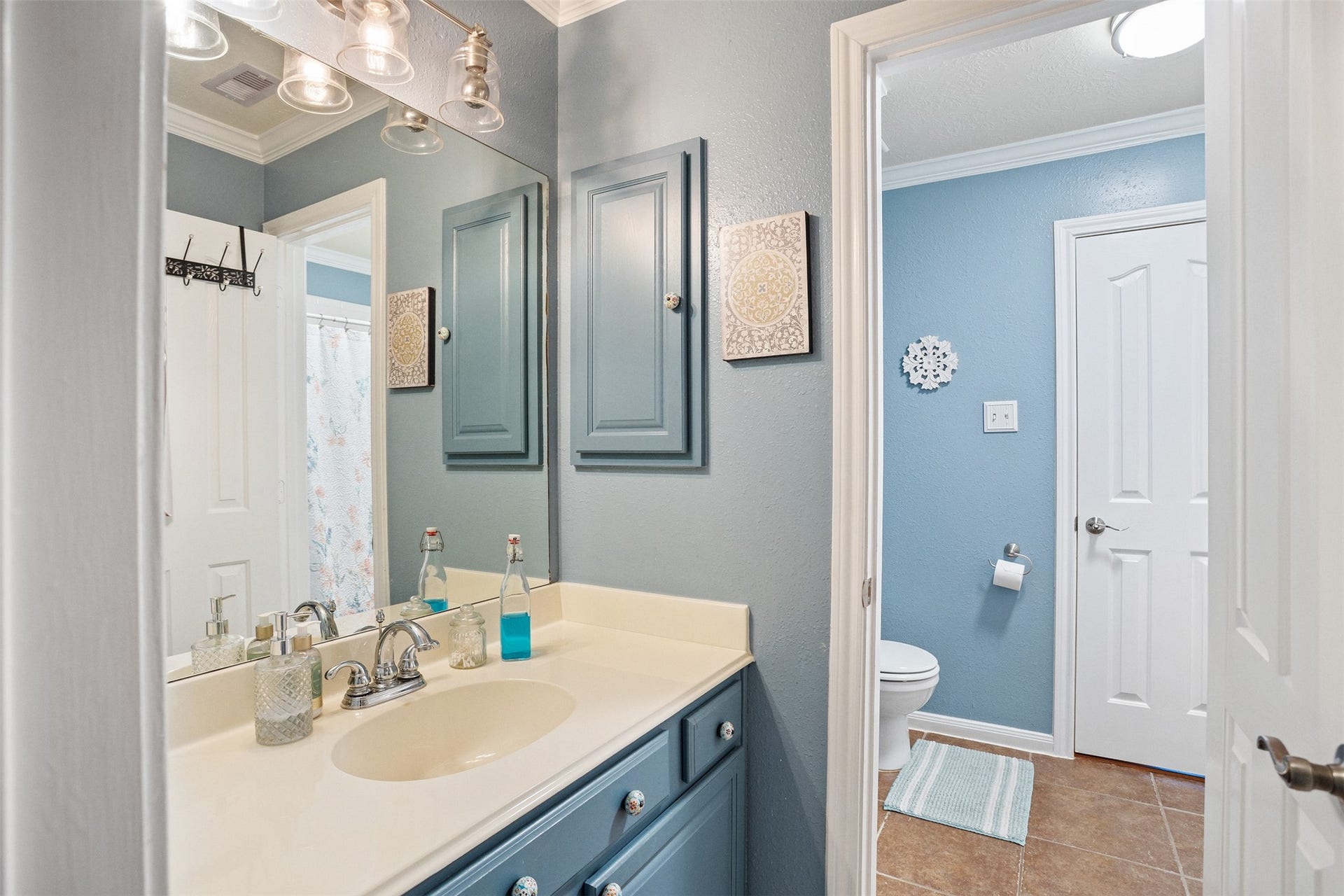 1007 Hyland Lane, League City, TX 77573 1007 Hyland Lane, League City, TX 77573