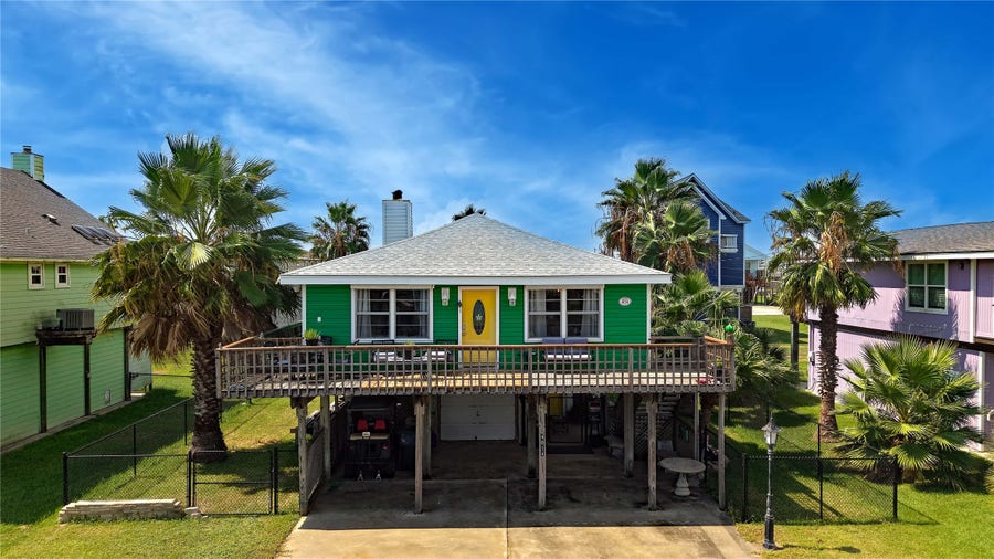 Property photo for 4014 Reeves Drive, Galveston, TX