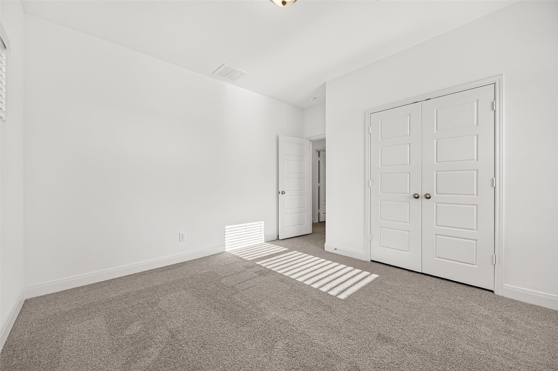 1057 Apple Ridge Road, Magnolia, TX 77355