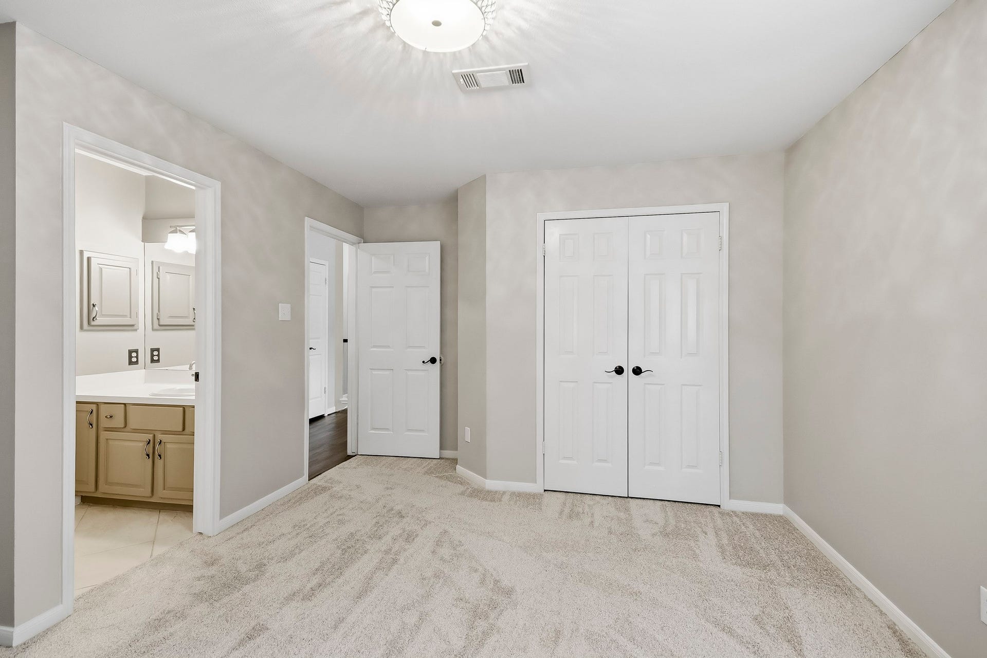 38 Sky Terrace Place, The Woodlands, TX 77381 38 Sky Terrace Place, The Woodlands, TX 77381