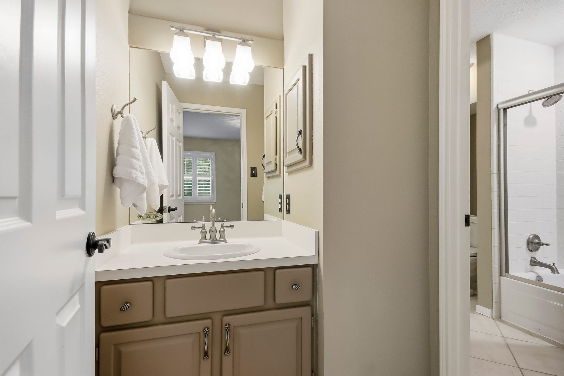 38 Sky Terrace Place, The Woodlands, TX 77381 38 Sky Terrace Place, The Woodlands, TX 77381
