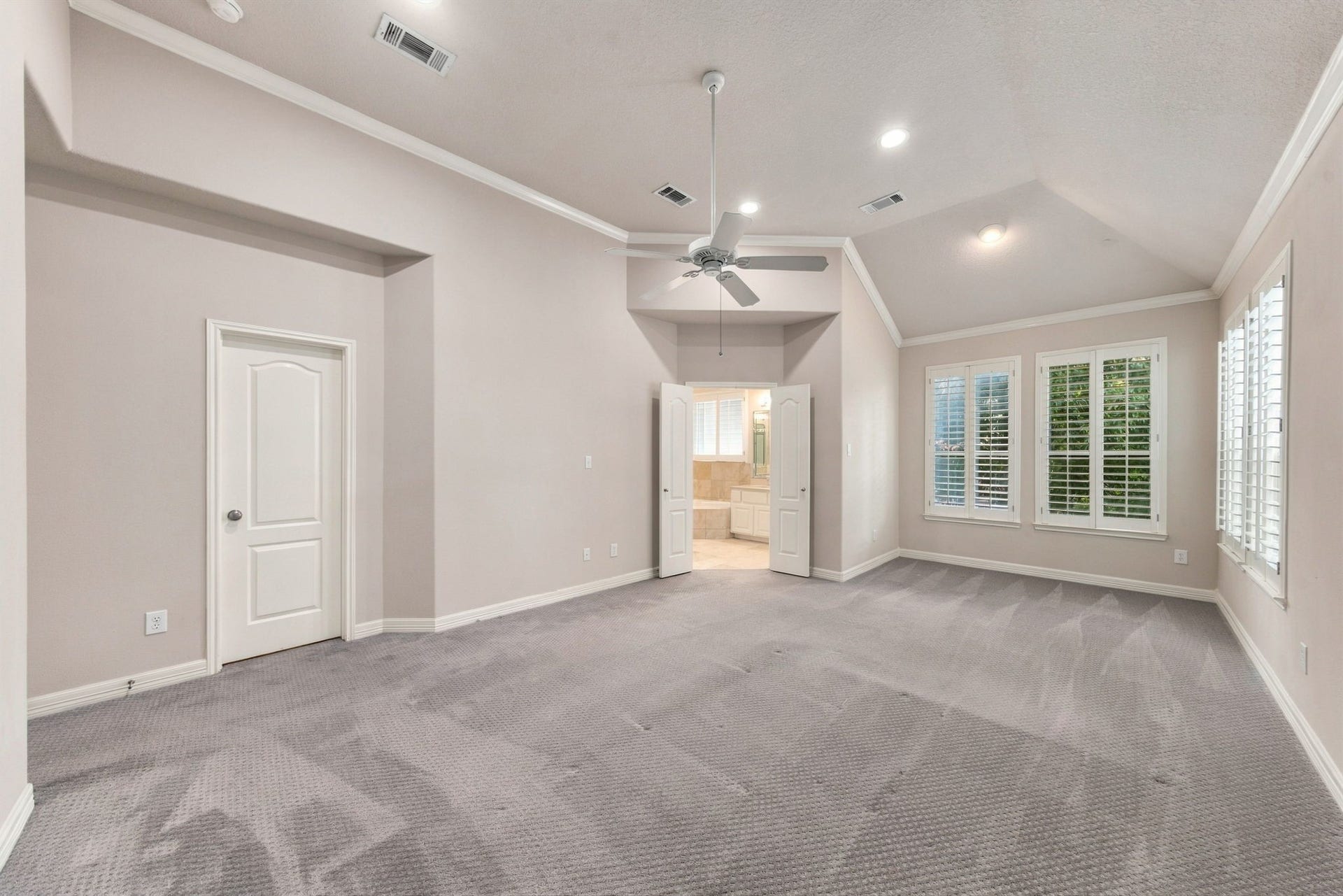 6113 Maxie Street, Houston, TX 77007 6113 Maxie Street, Houston, TX 77007