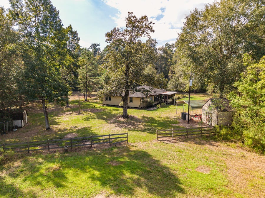 Property photo for 1155 County Road 2317, Dayton, TX