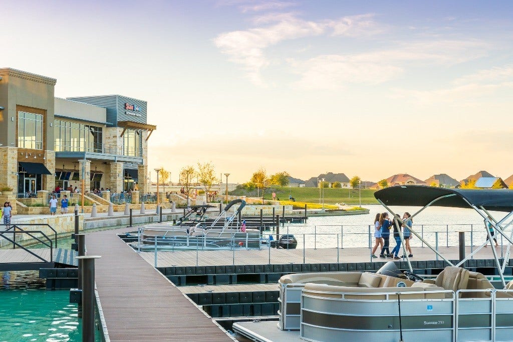 11202 Bluewater Lagoon Circle, Cypress, TX 77433