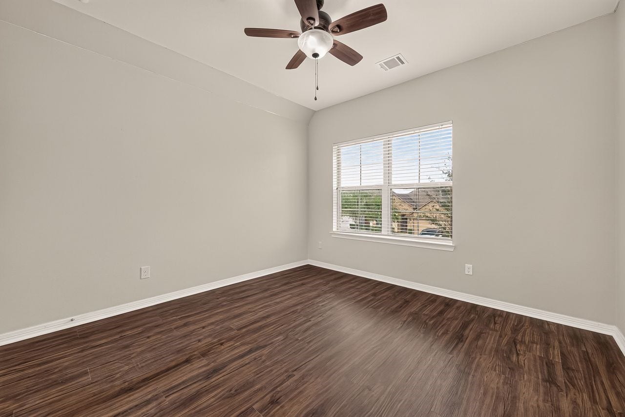 11202 Bluewater Lagoon Circle, Cypress, TX 77433