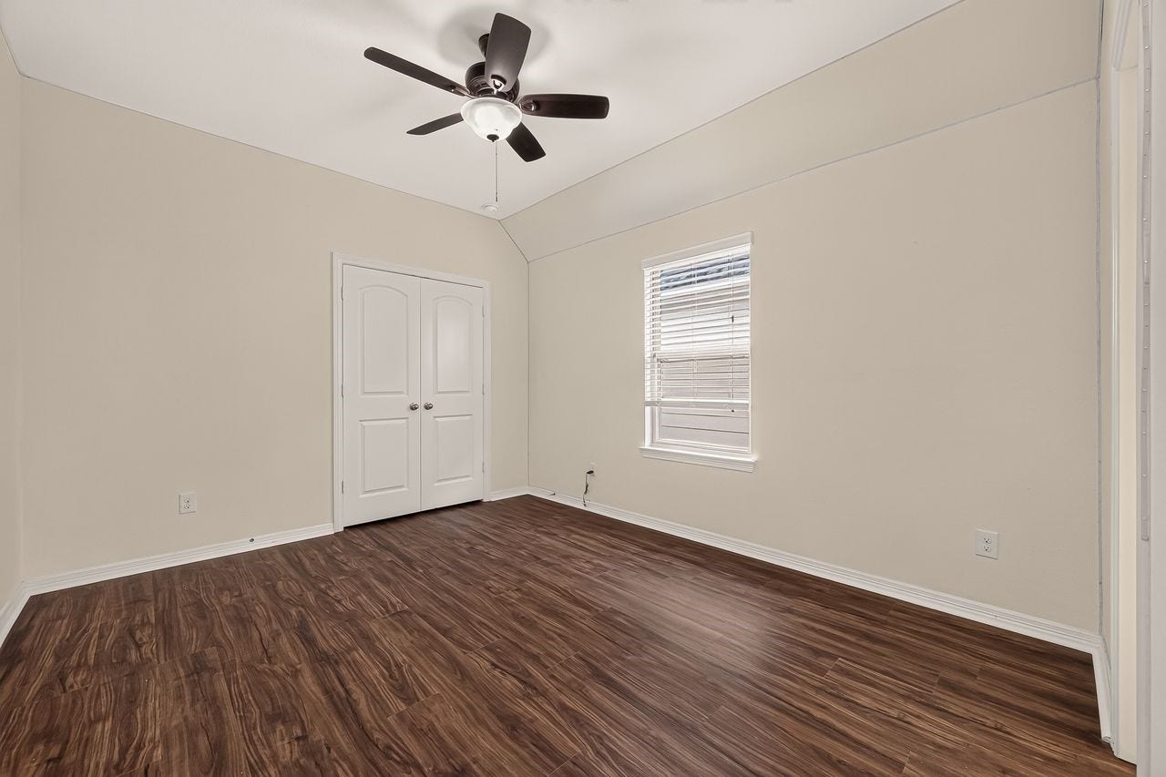 11202 Bluewater Lagoon Circle, Cypress, TX 77433