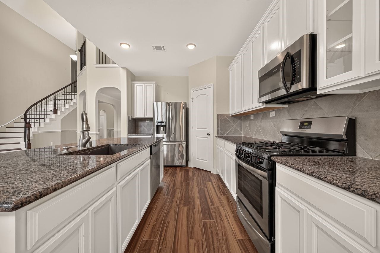 11202 Bluewater Lagoon Circle, Cypress, TX 77433