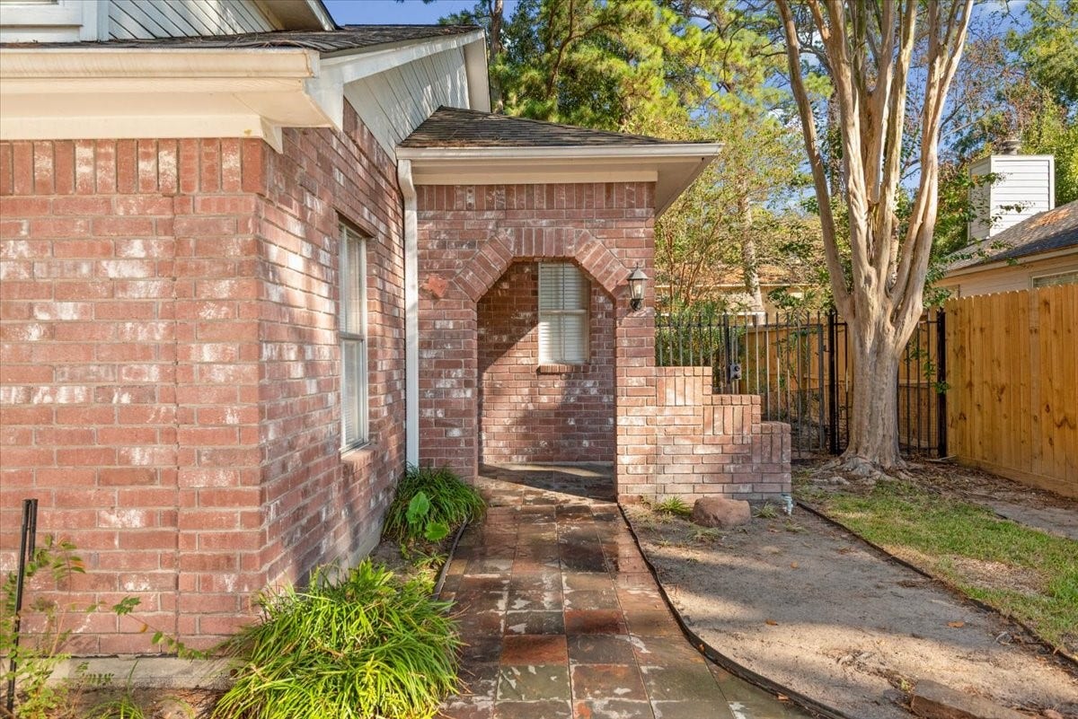 1923 Havenhouse Drive, Spring, TX 77386 1923 Havenhouse Drive, Spring, TX 77386