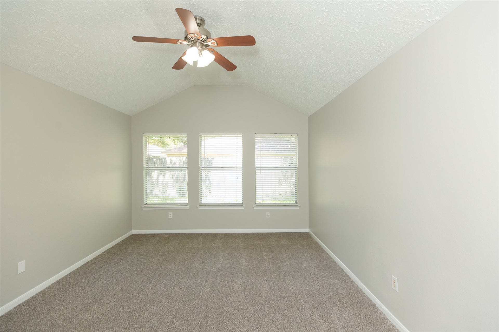 1923 Havenhouse Drive, Spring, TX 77386 1923 Havenhouse Drive, Spring, TX 77386