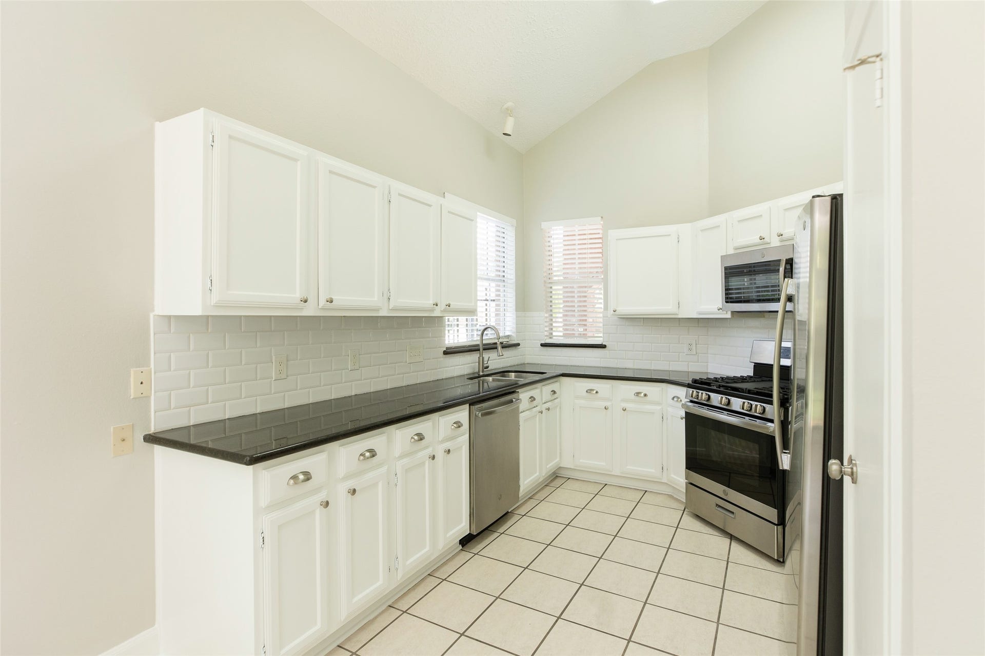 1923 Havenhouse Drive, Spring, TX 77386 1923 Havenhouse Drive, Spring, TX 77386