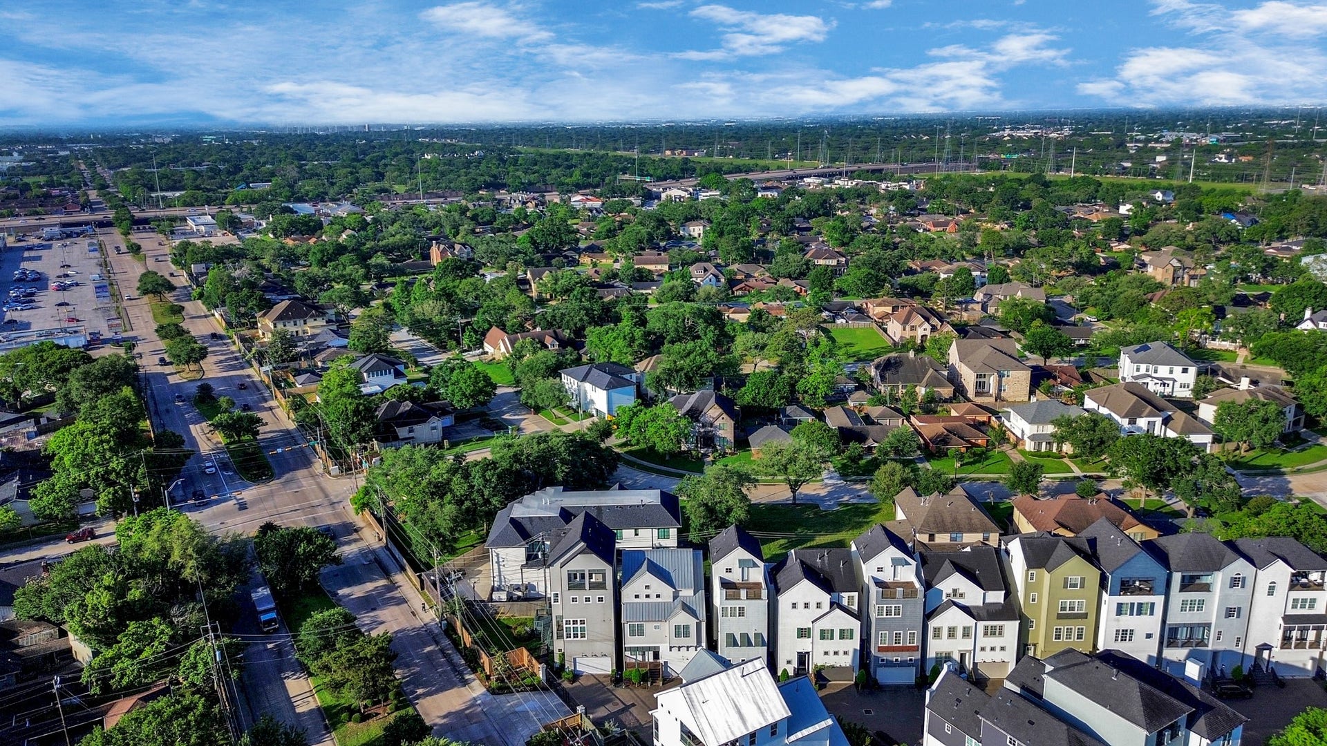 4005 Woodshire Village Estates, Houston, TX 77025 Ariel view