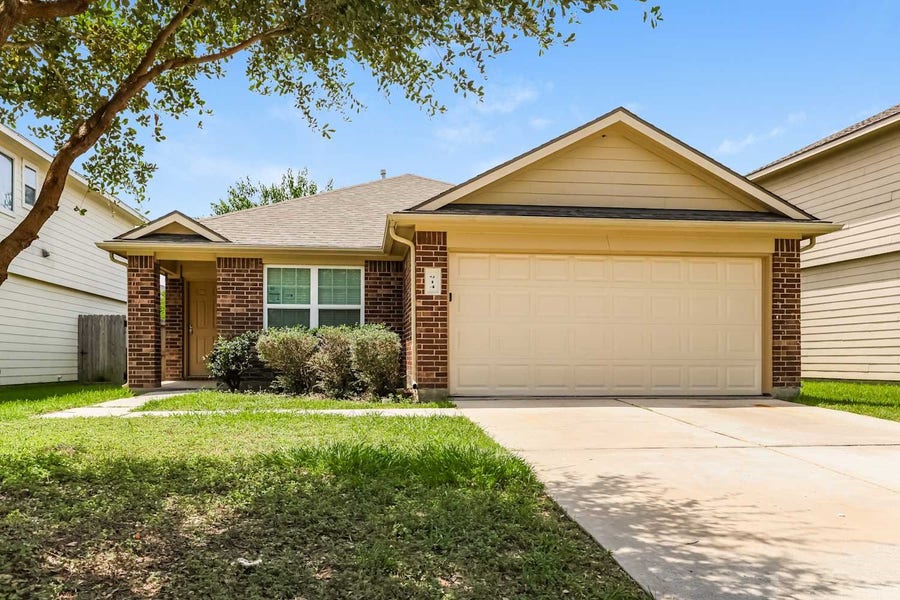Property photo for 914 Doubletree Glen Drive, Houston, TX