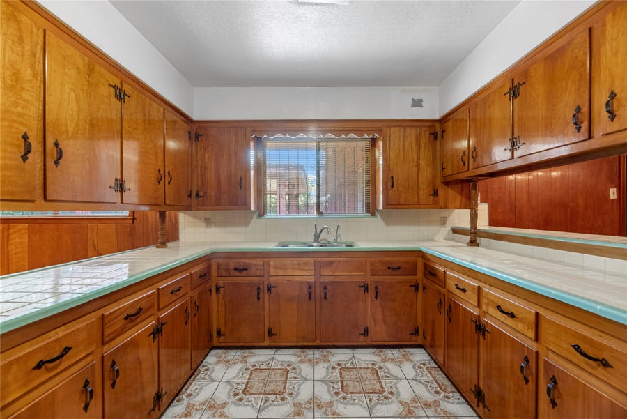Property photo for 7007 Avenue F, Houston, TX