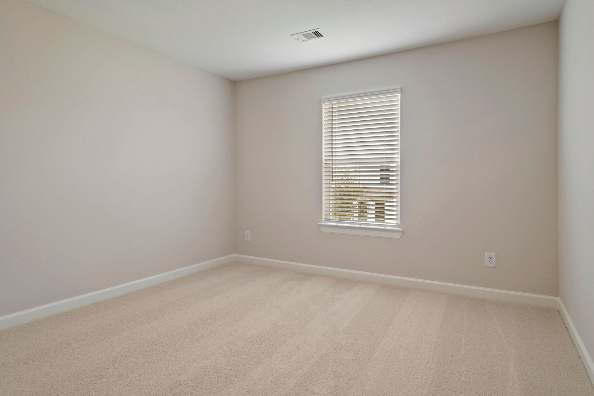 21571 Bluebonnet Bay Drive, Magnolia, TX 77354 21571 Bluebonnet Bay Drive, Magnolia, TX 77354