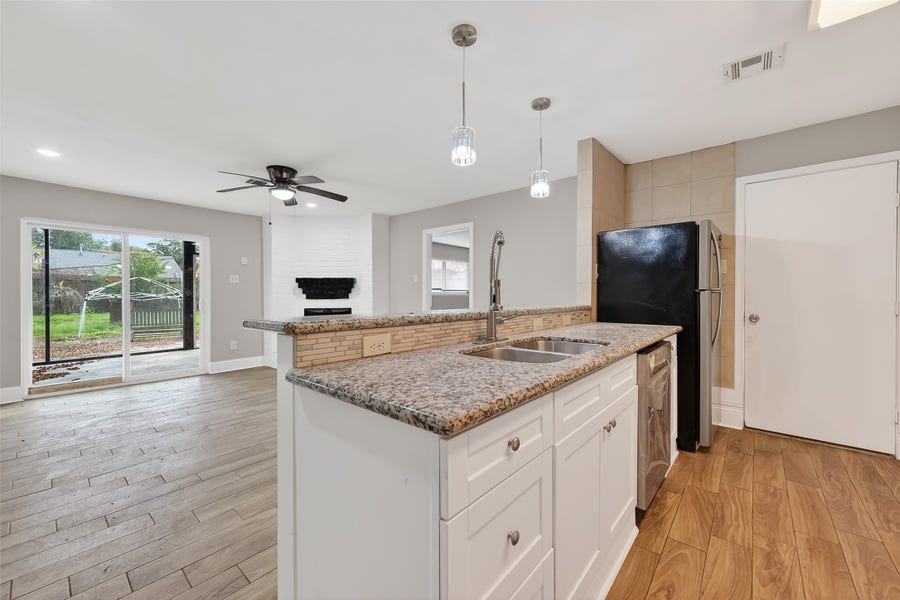 Property photo for 11107 Cedarview Lane, Houston, TX