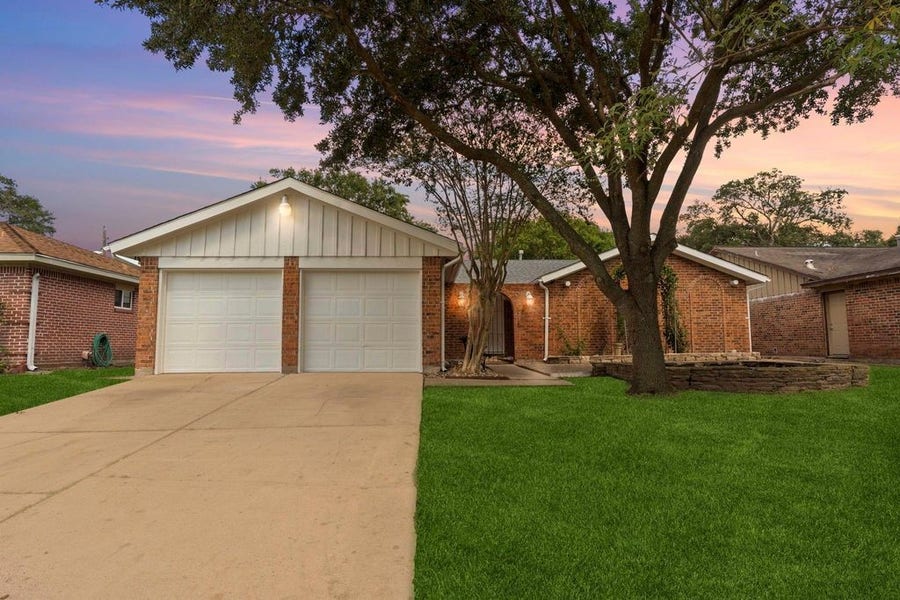 Property photo for 8918 Grape Street, Houston, TX