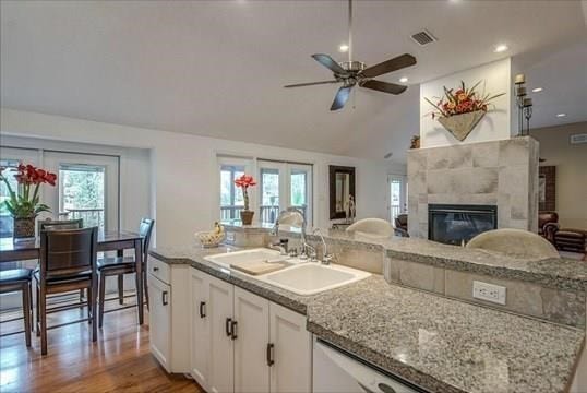 8 Buttonbush Court, The Woodlands, TX 77380 8 Buttonbush Court, The Woodlands, TX 77380