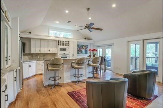 8 Buttonbush Court, The Woodlands, TX 77380 8 Buttonbush Court, The Woodlands, TX 77380