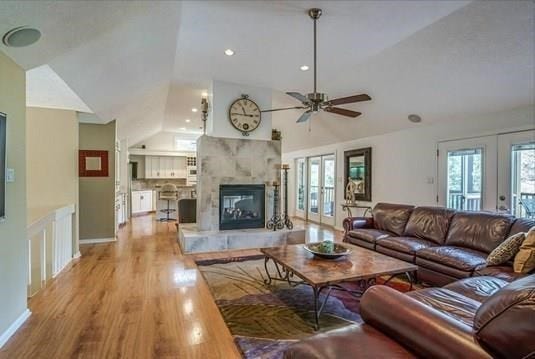 8 Buttonbush Court, The Woodlands, TX 77380 8 Buttonbush Court, The Woodlands, TX 77380