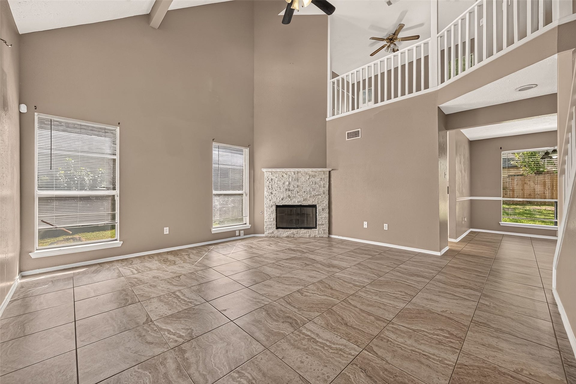 19411 Stillhouse Drive, Tomball, TX 77375 19411 Stillhouse Drive, Tomball, TX 77375