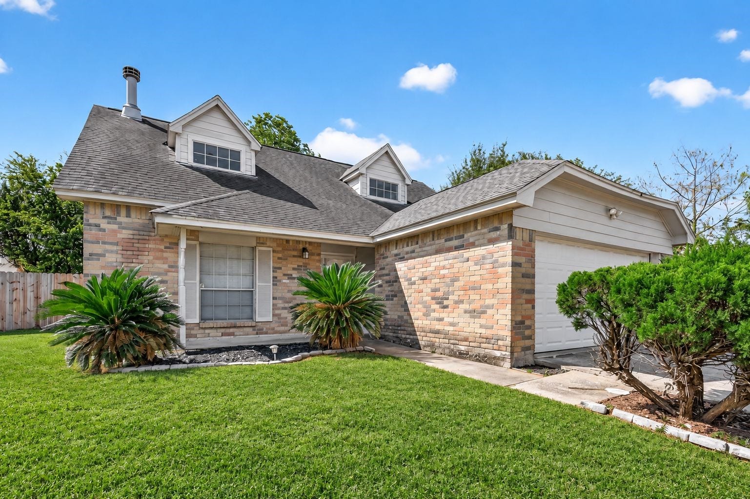 19411 Stillhouse Drive, Tomball, TX 77375 19411 Stillhouse Drive, Tomball, TX 77375