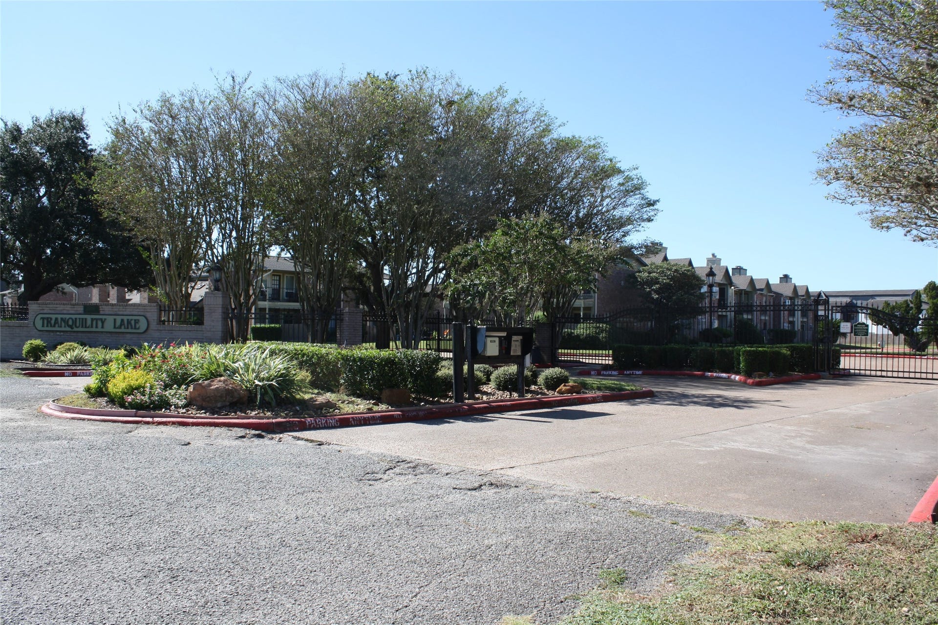 18800 Egret Bay Boulevard, #1101, Webster, TX 77058 Gated Entrance
