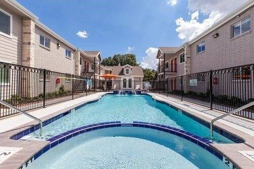 Property photo for 2006 W 43rd Street, #19, Houston, TX