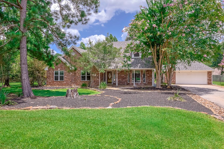 Property photo for 518 Box Elder Drive, Magnolia, TX